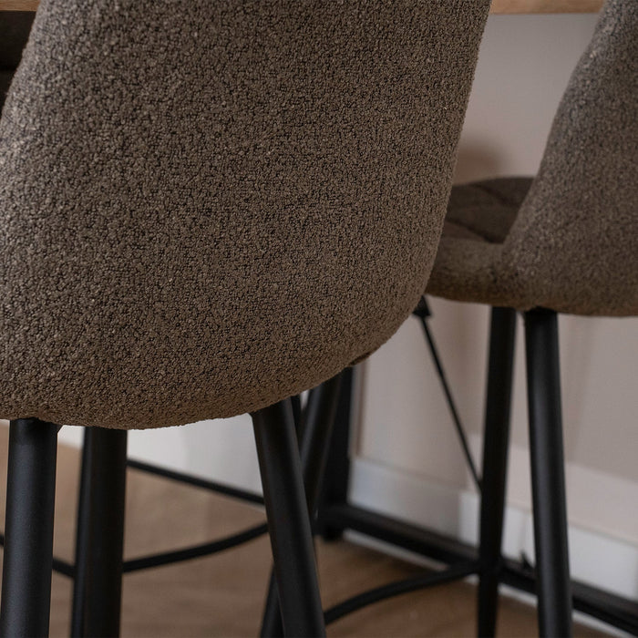 Hocker Tess | Kochinsel oder Bartisch | Bouclé braun