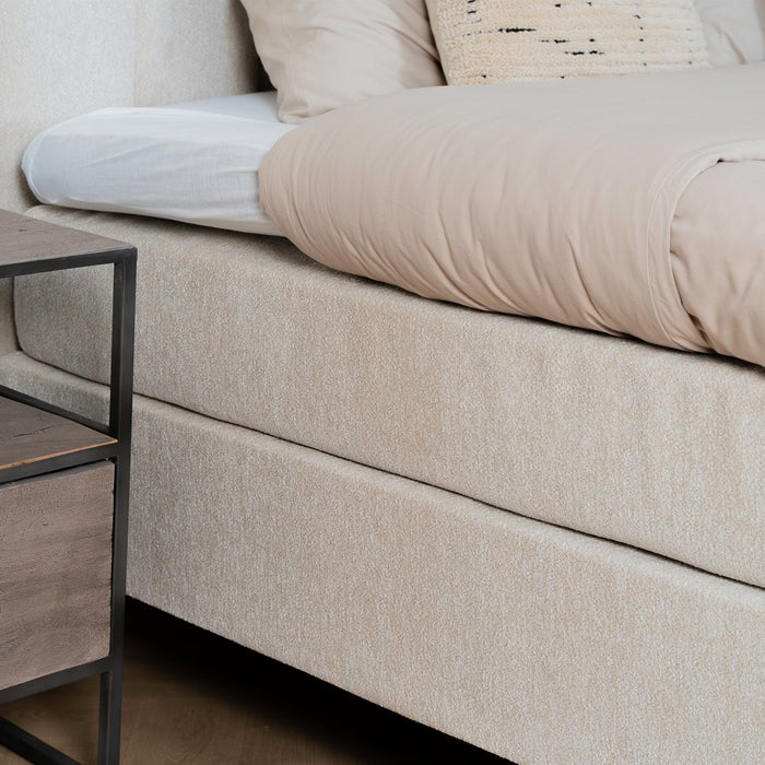 Bett Ella | Beiger Stoff | Inklusive Matratze und Topper