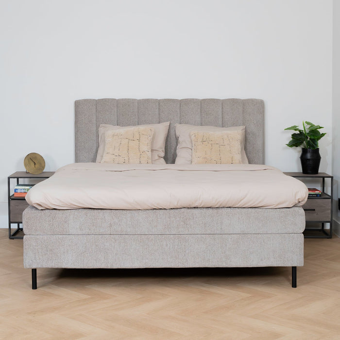Bett Ella | Taupefarbener Stoff | Inklusive Matratze und Topper