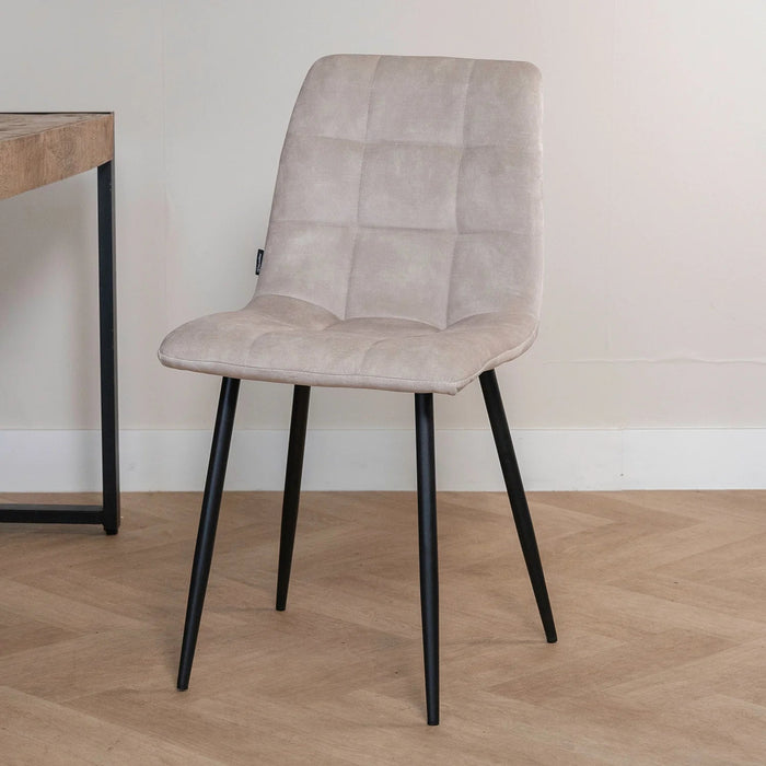Esszimmerstuhl Tess – Komfort und Stil