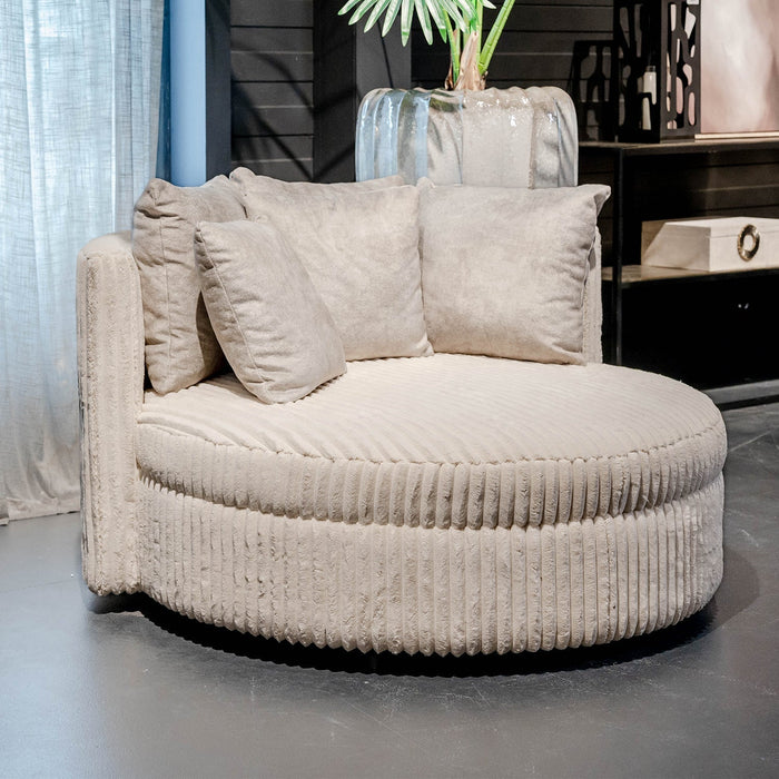 Fayen Sessel | Cremefarbener Rippstoff