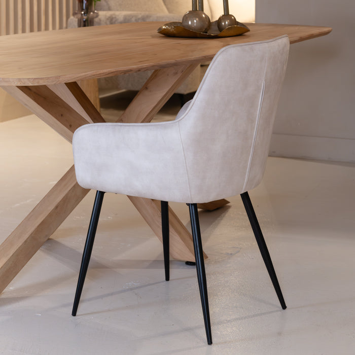 Stilvoller Esszimmerstuhl Lynn in luxuriösem Beige-Velours
