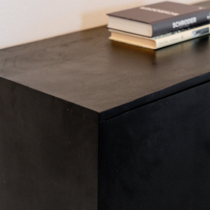 Sun 180 Schrank | 4 Türen | Schwarzes Mangoholz