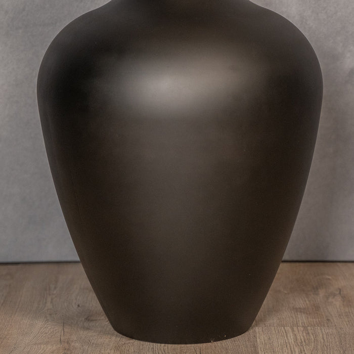 Rubra Vase