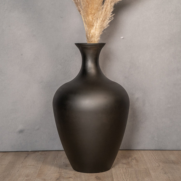 Rubra Vase