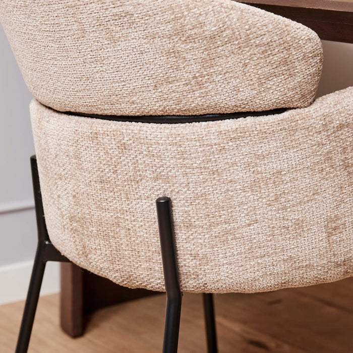 Eleganter Esszimmerstuhl Otis in elegantem Beige für optimalen Komfort