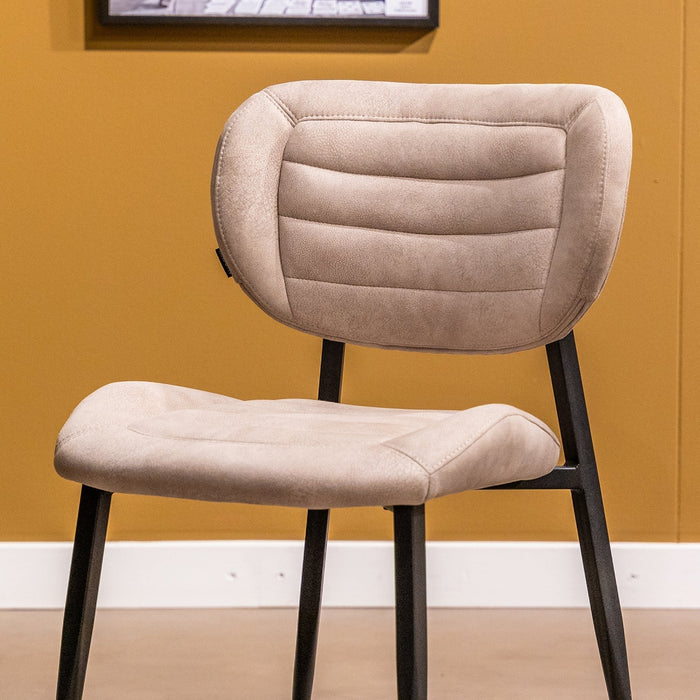 Esszimmerstuhl Rikki – Moderne Sandfarbe für Ihr komfortables Esszimmer