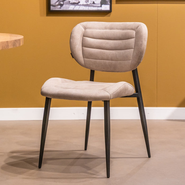 Esszimmerstuhl Rikki – Moderne Sandfarbe für Ihr komfortables Esszimmer