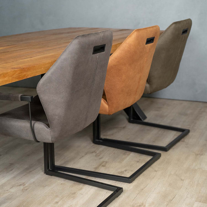 Esszimmerstuhl Vera – Bequemes Design aus Mikrofaser im Militärstil für einen eleganten Essbereich
