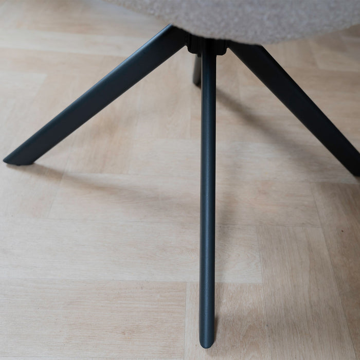 Eleganter Esszimmerstuhl Alba in luxuriösem Dunkelbraun für Ihr Interieur