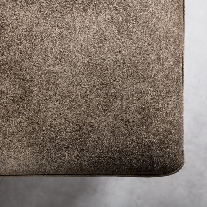 Ecksofa Lindsay | Taupe Savannah | Langer Hocker L+P