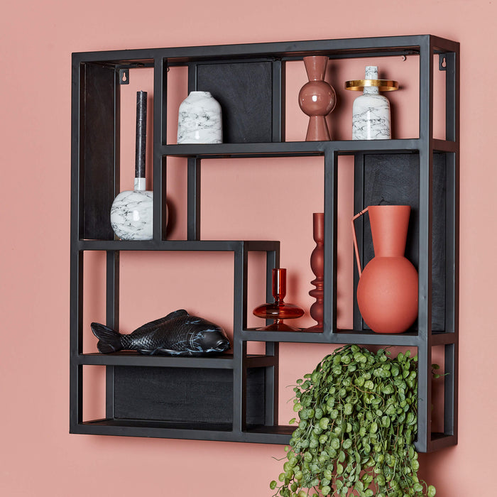 Yara Garderobe | Quadratisch